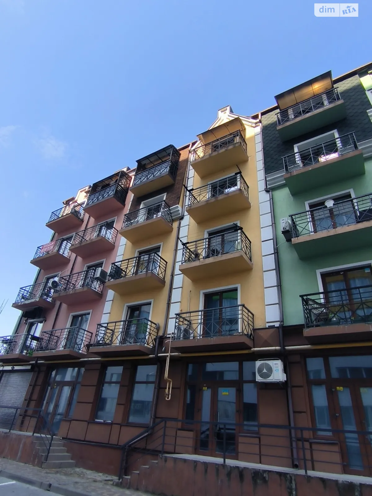 Продається офіс 85 кв. м в бізнес-центрі, цена: 100000 $ - фото 1