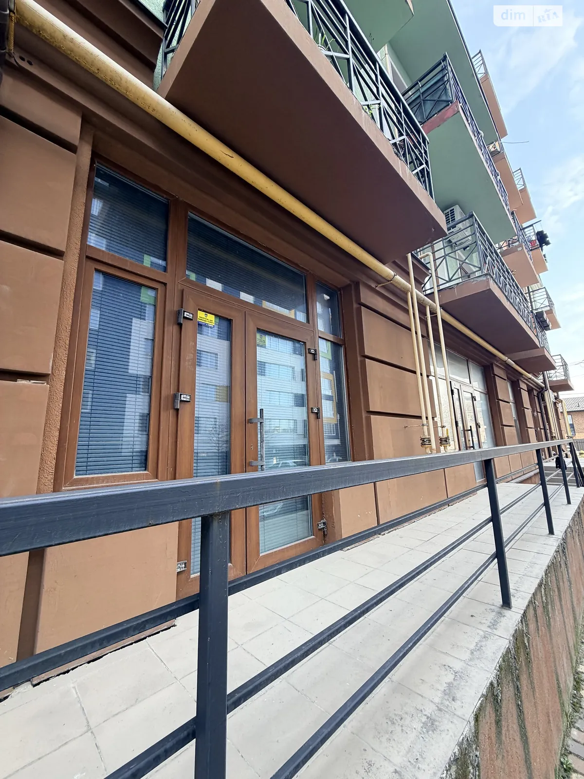 Продається офіс 85 кв. м в бізнес-центрі, цена: 80750 $ - фото 1