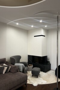 Продаж квартири, Львів, р‑н. Боднарівка, Мікльоша Карла вулиця, буд. 3