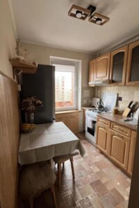 Продаж квартири, Львів, р‑н. Франківський, Пулюя Івана вулиця, буд. 2