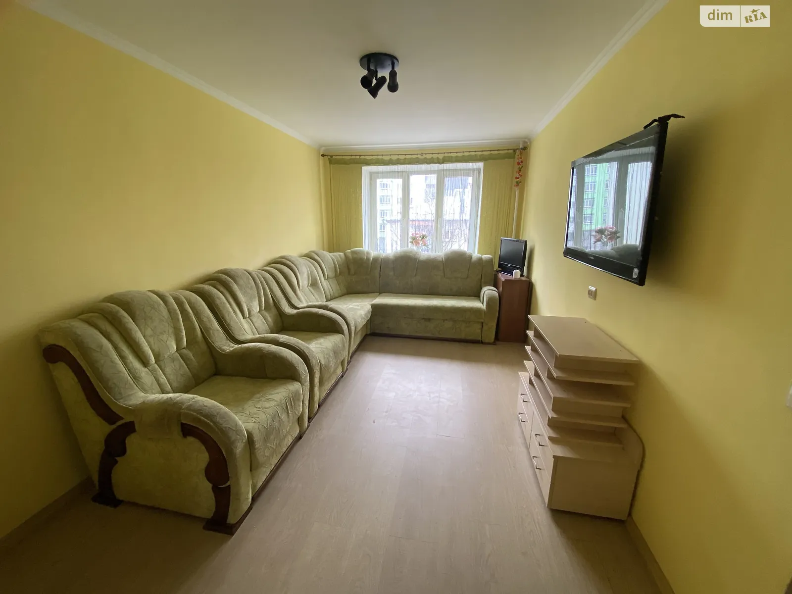 Сдается в аренду 3-комнатная квартира 65 кв. м в Львове, ул. Венгерская - фото 1