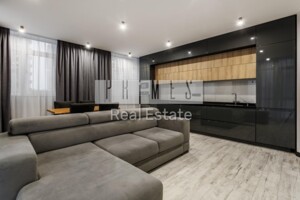 Долгосрочная аренда квартиры, Киев, р‑н. Черная Гора, ст.м. Зверинецкая(Дружбы народов), Кахи Бендукидзе улица, дом 2