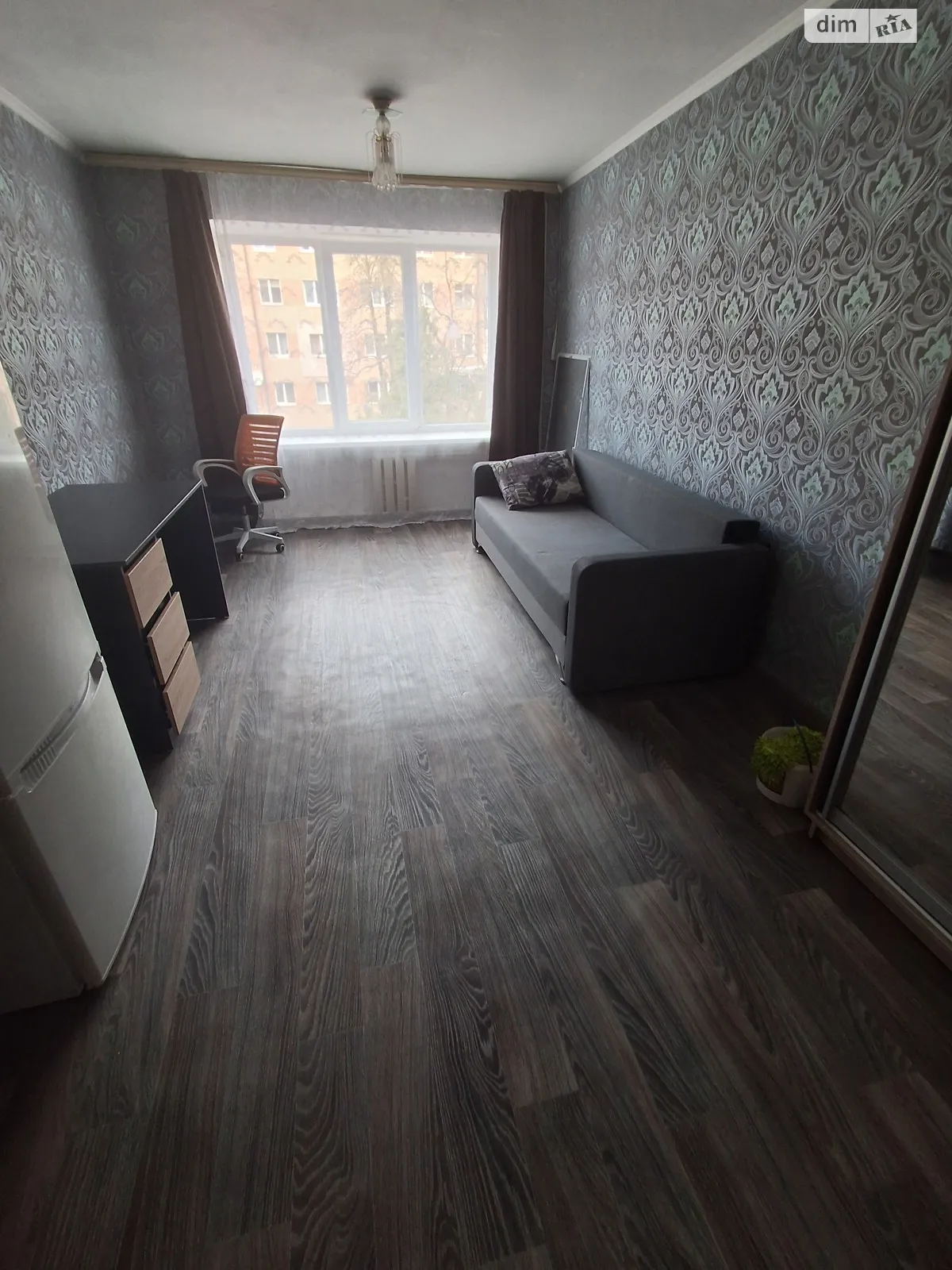 Здається в оренду кімната 18 кв. м у Хмельницькому, цена: 4000 грн - фото 1