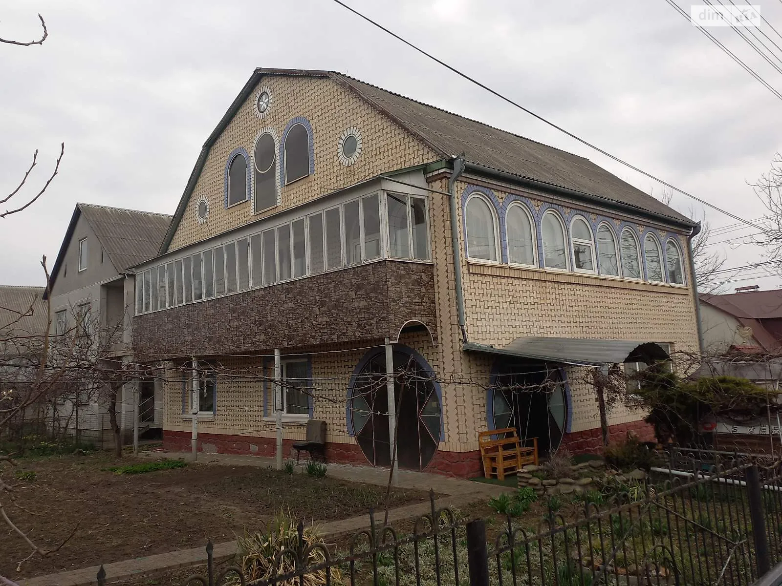 Продается дом на 2 этажа 216.9 кв. м с балконом, цена: 155000 $ - фото 1