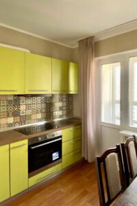 Сниму квартиру в Василькове долгосрочно