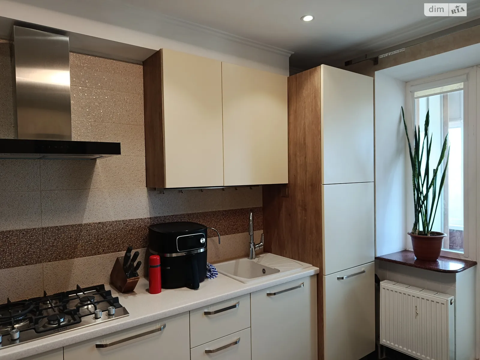 Продається 1-кімнатна квартира 47.5 кв. м у Хмельницькому, вул. Молодіжна - фото 1