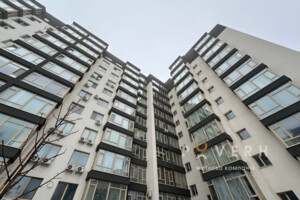 Продажа квартиры, Ивано-Франковск, р‑н. Арсенал, Волошина Августина (Толбухина) улица, дом 2