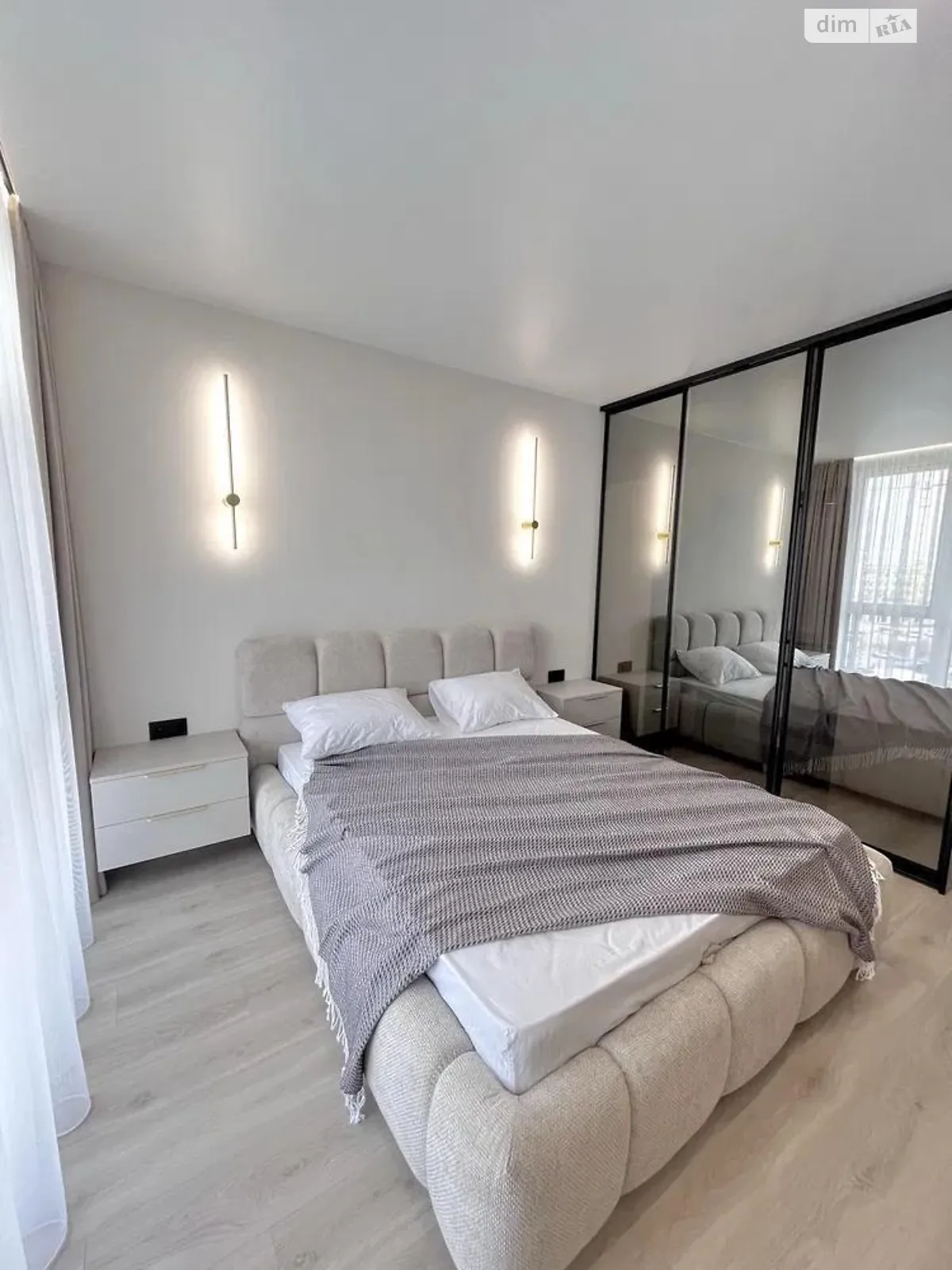 Продается 2-комнатная квартира 71.5 кв. м в Львове, ул. Владимира Навроцкого, 39 - фото 1