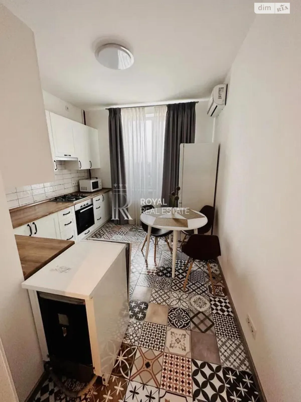 вул. Академіка Писаржевського, 8 Саперна Слобідка Київ ЖК Єнісейська садиба - фото 4