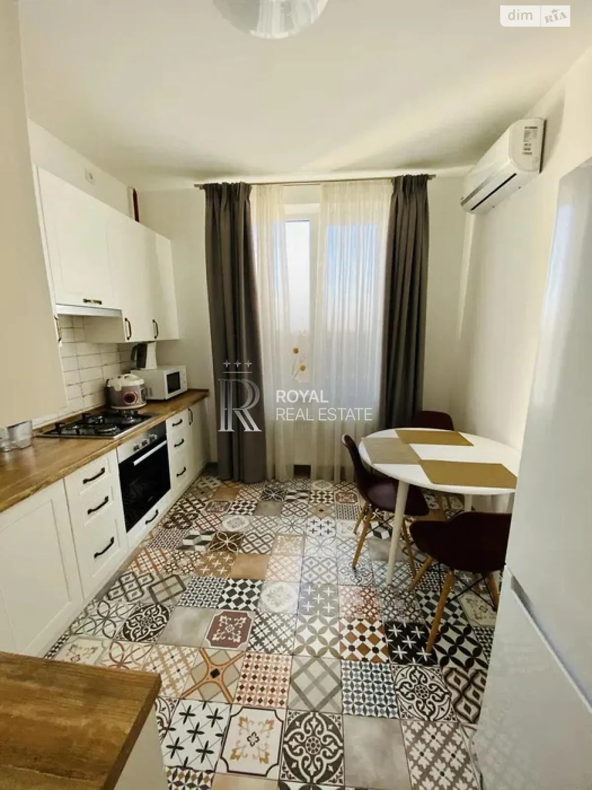 вул. Академіка Писаржевського, 8 Саперна Слобідка Київ ЖК Єнісейська садиба - фото 2