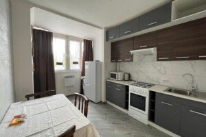 Сниму квартиру в Хусте долгосрочно