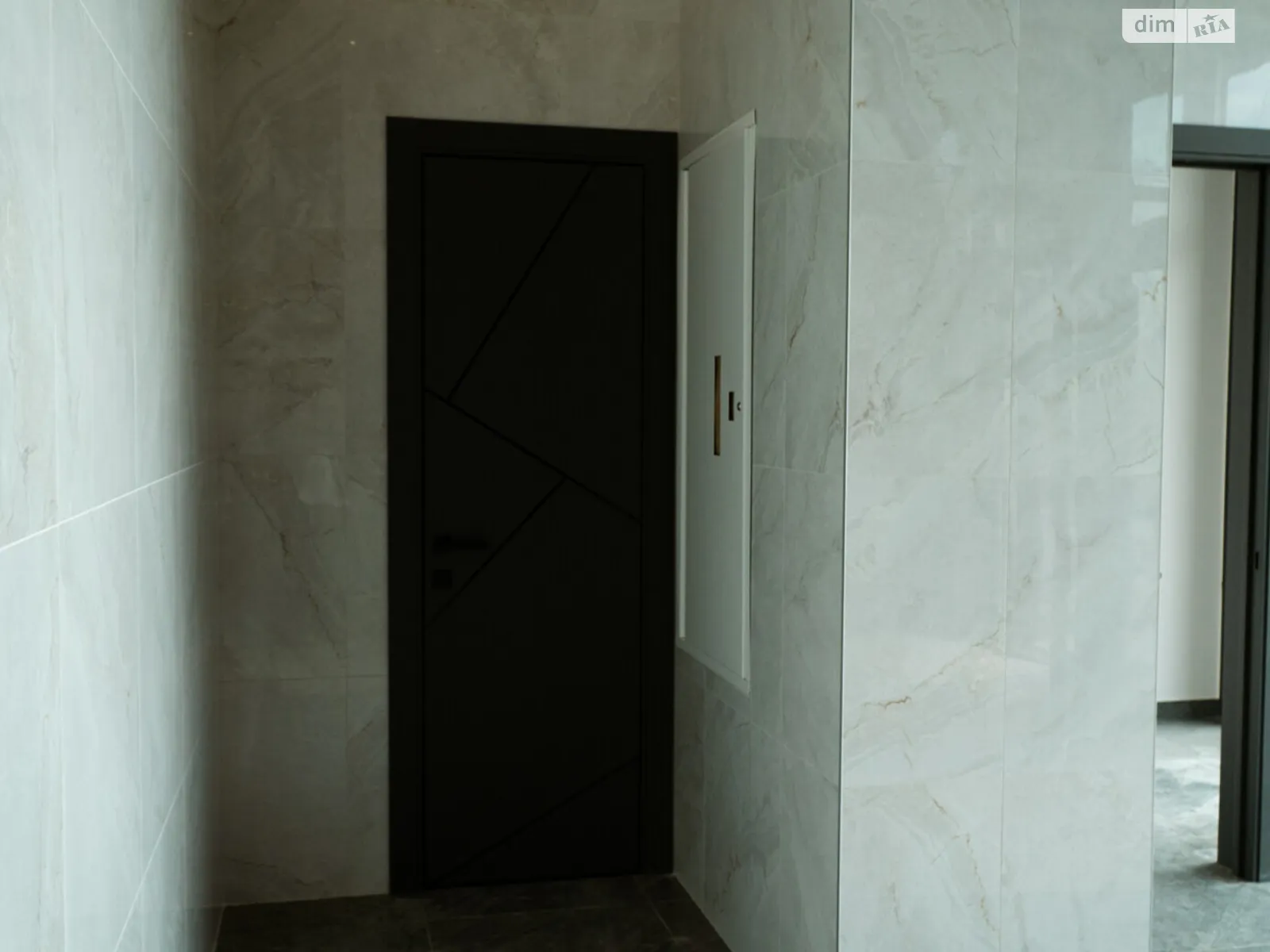 Продается 1-комнатная квартира 38 кв. м в Киеве, ул. Ивана Кочерги, 17А - фото 1