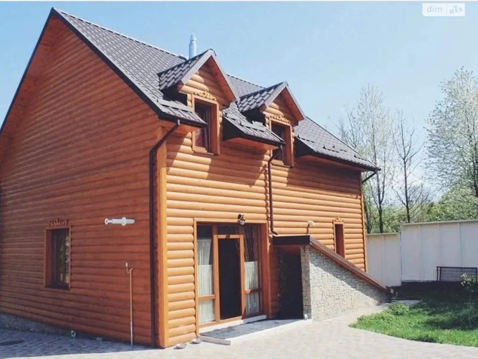 Продается дом на 2 этажа 120 кв. м с подвалом, цена: 250000 $ - фото 1