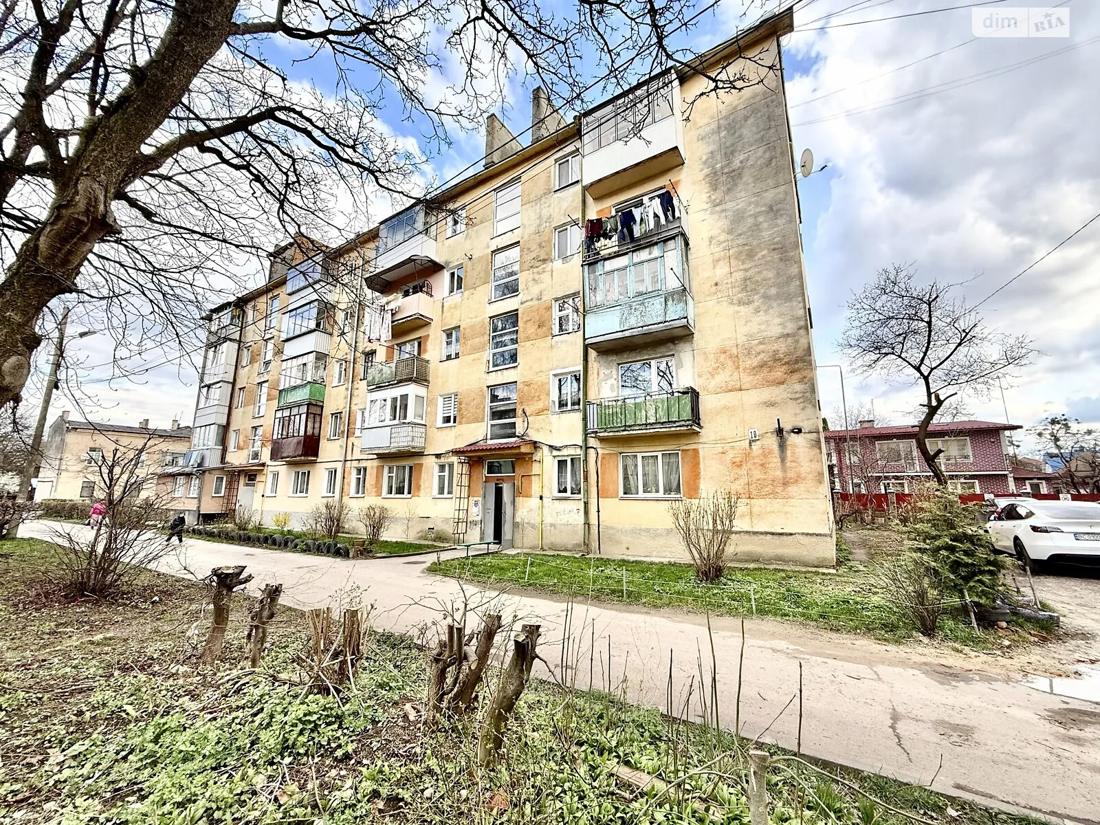 Продается 3-комнатная квартира 55.4 кв. м в Стрые, ул. Залізняка, 10 - фото 1