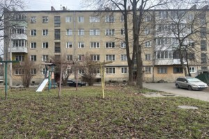 Продаж квартири, Рівне, р‑н. Центр, Миру проспект, буд. 27