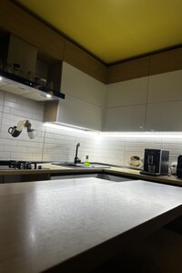 Зніму квартиру в Тернополі  довгостроково