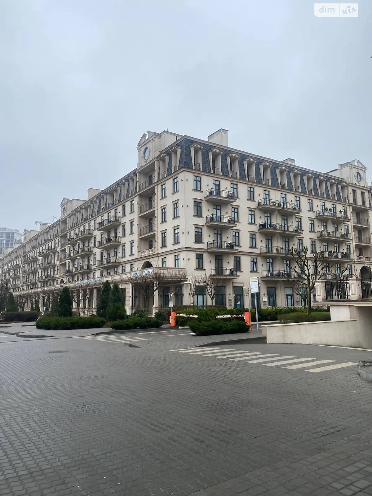 Продается 3-комнатная квартира 93.3 кв. м в Фонтанке, ул. Грецкая - фото 1