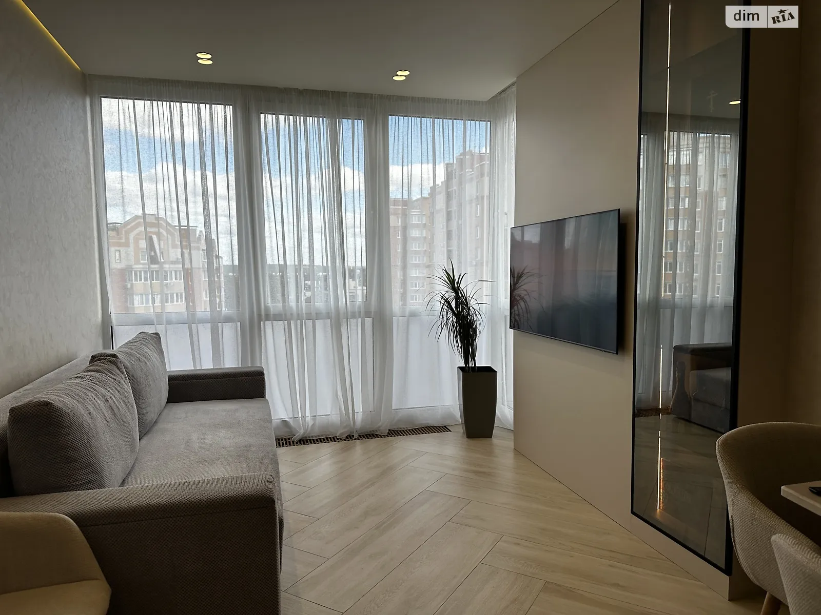 Продается 1-комнатная квартира 45.6 кв. м в Ирпене, ул. Университетская(Карла Маркса), 3/4 - фото 1