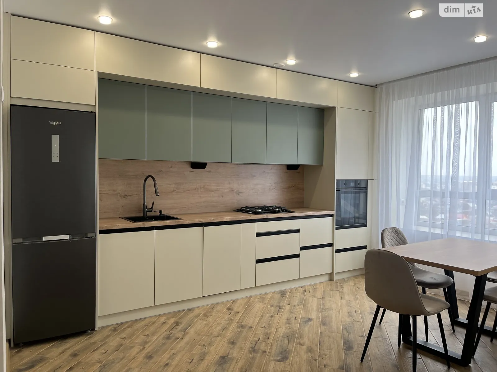 Продается 1-комнатная квартира 41.9 кв. м в Хмельницком, ул. Героев Крут, 4/1Б - фото 1