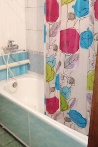 Сниму часть дома в Борисполе долгосрочно