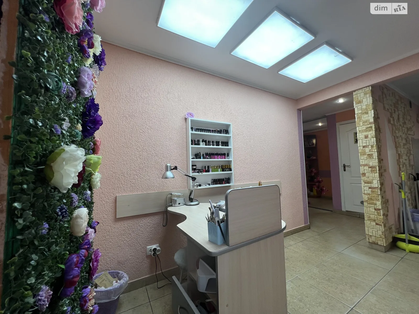 Продается помещения свободного назначения 63 кв. м в 9-этажном здании, цена: 75000 $ - фото 1