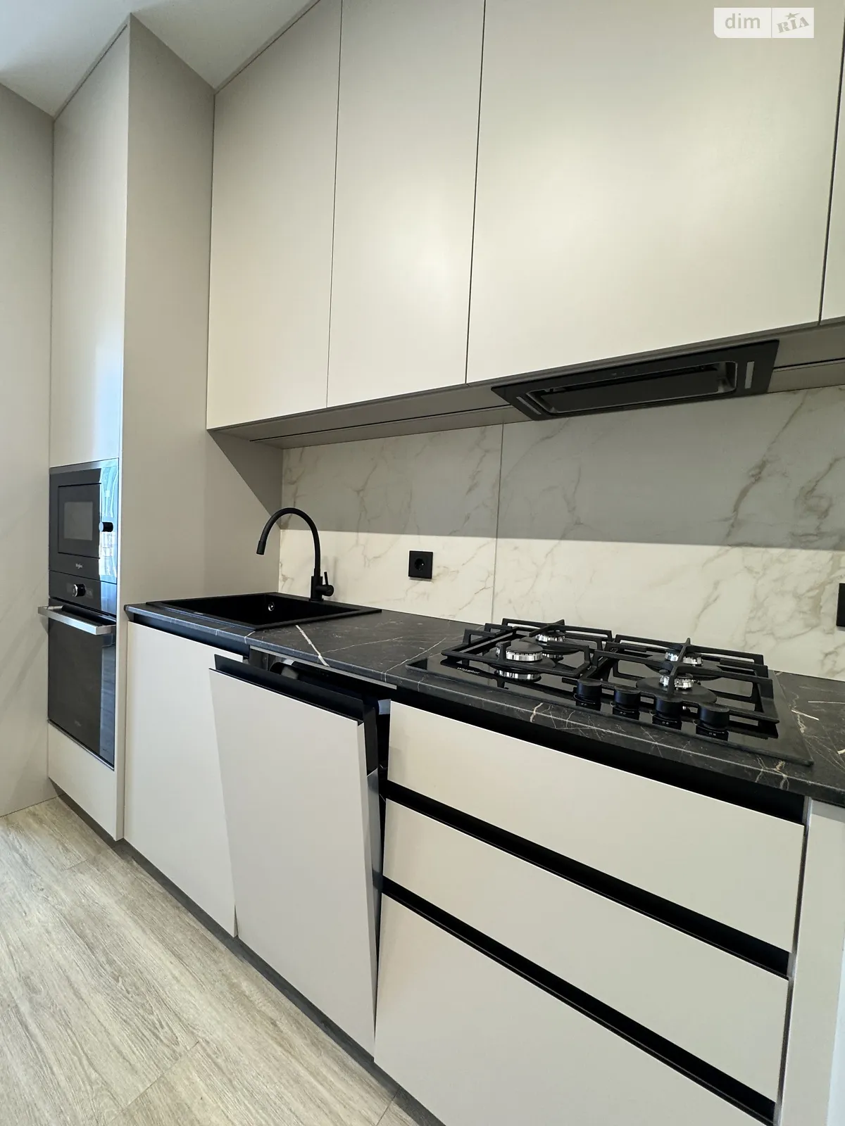 ул. Озерная Выставка Хмельницкий ЖК Автобиография - фото 3