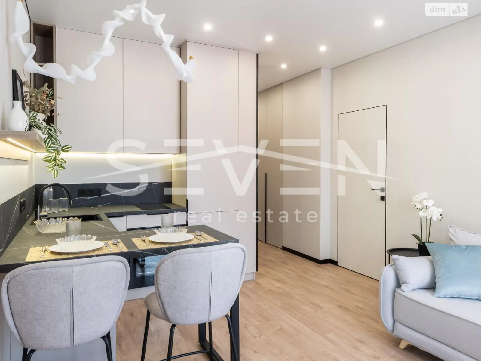 Продается 1-комнатная квартира 43.4 кв. м в Киеве, Столичное шоссе, 5А - фото 1