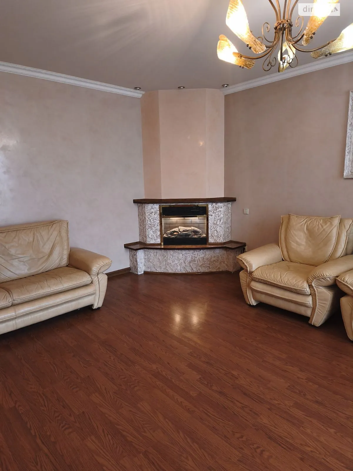 Продается 3-комнатная квартира 108.7 кв. м в Хмельницком, ул. Депутатская - фото 1