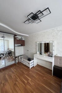 Продаж квартири, Вінниця, р‑н. Свердловський масив, Князів Коріатовичів вулиця, буд. 135