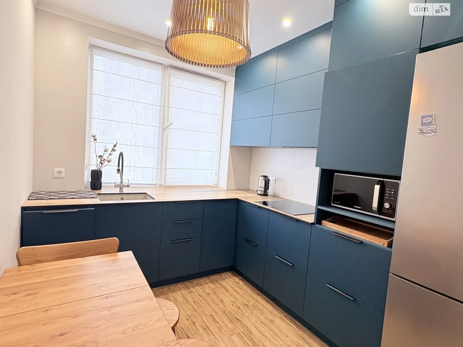 Продается 2-комнатная квартира 57.1 кв. м в Лиманке, ул. Жемчужная, 8 - фото 1