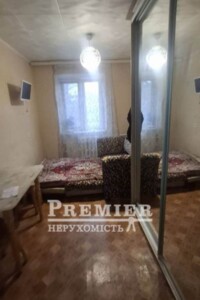 Продажа комнаты, Одесса, р‑н. Хаджибейский, Героев Крут (Валентины Терешковой) улица