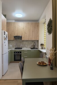 Продаж квартири, Дніпро, р‑н. Парк Л.Глоби, Старокозацька (Комсомольська) вулиця, буд. 65