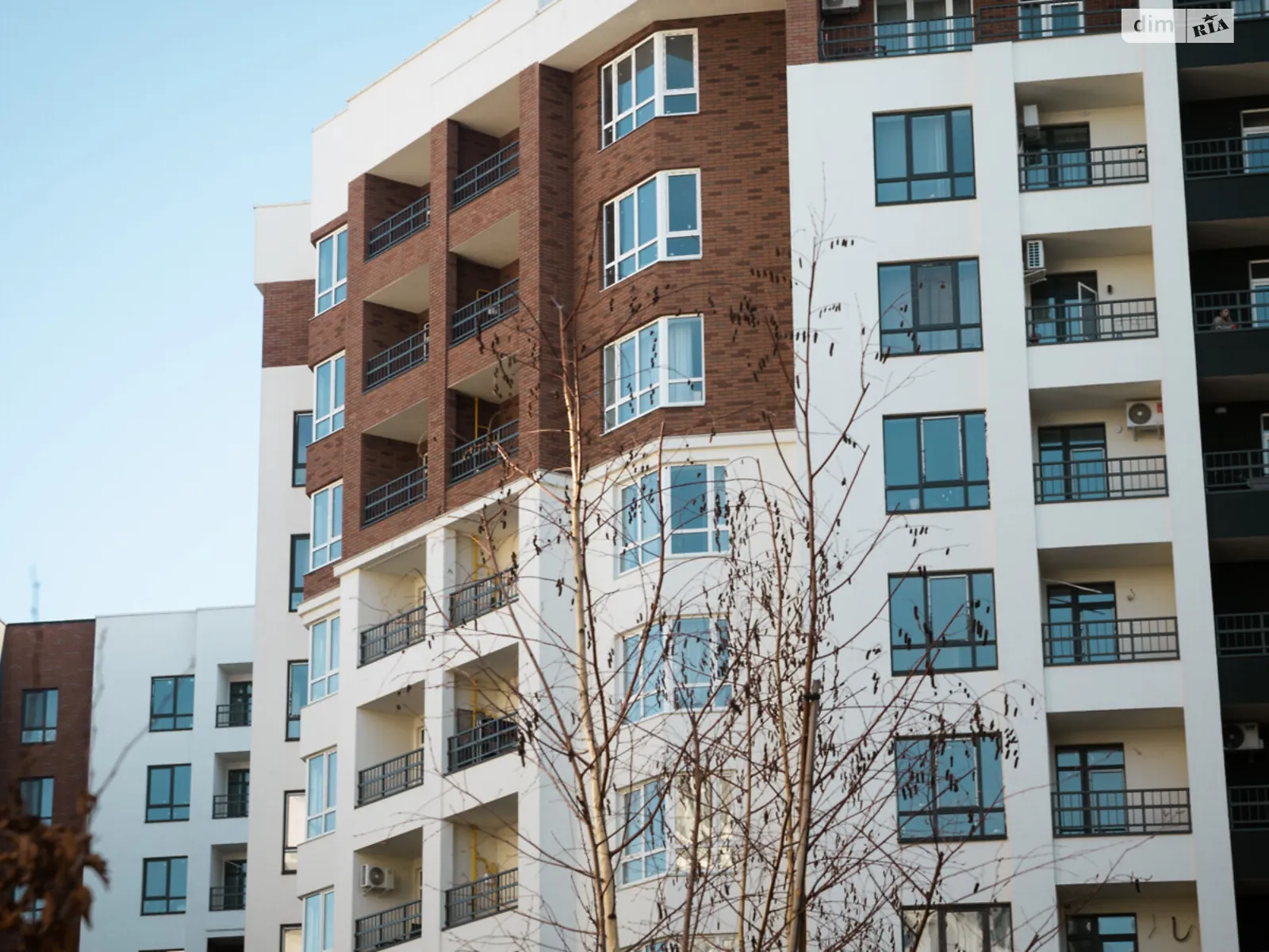 Продается 3-комнатная квартира 74 кв. м в Ирпене, ул. Ольги Кобылянской(Достоевского), 1В - фото 1