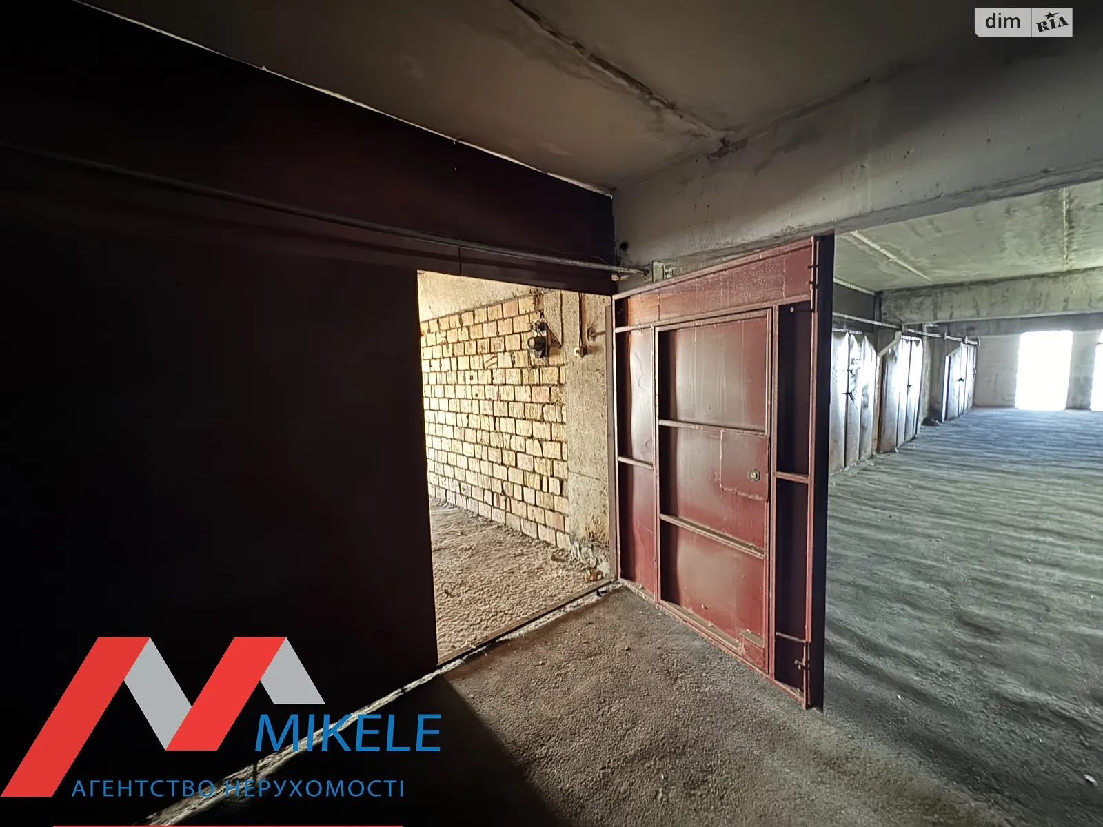 Продается отдельно стоящий гараж под легковое авто на 19 кв. м, цена: 11000 $ - фото 1