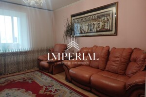 Долгосрочная аренда квартиры, Киев, р‑н. Соломянка, ст.м. Вокзальная, Стадионная улица, дом 13