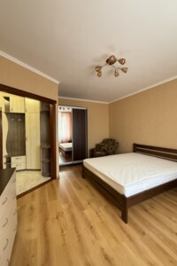 Зніму квартиру в Вінниці  довгостроково