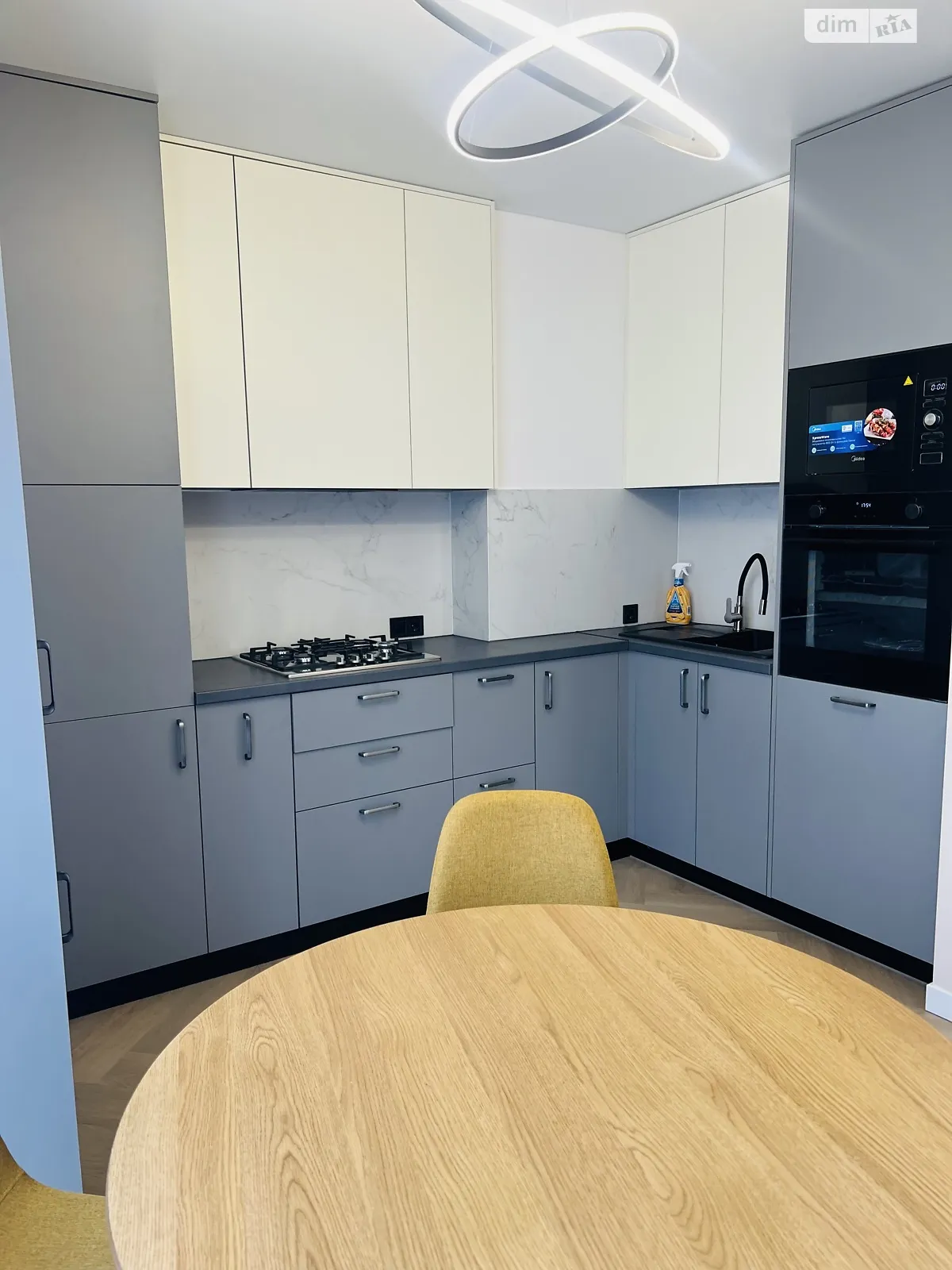 Сдается в аренду 1-комнатная квартира 40 кв. м в Ивано-Франковске, ул. Национальной Гвардии, 3В - фото 1