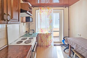 Продажа квартиры, Днепр, р‑н. Тополь-2, Тополь-2 массив, дом 39