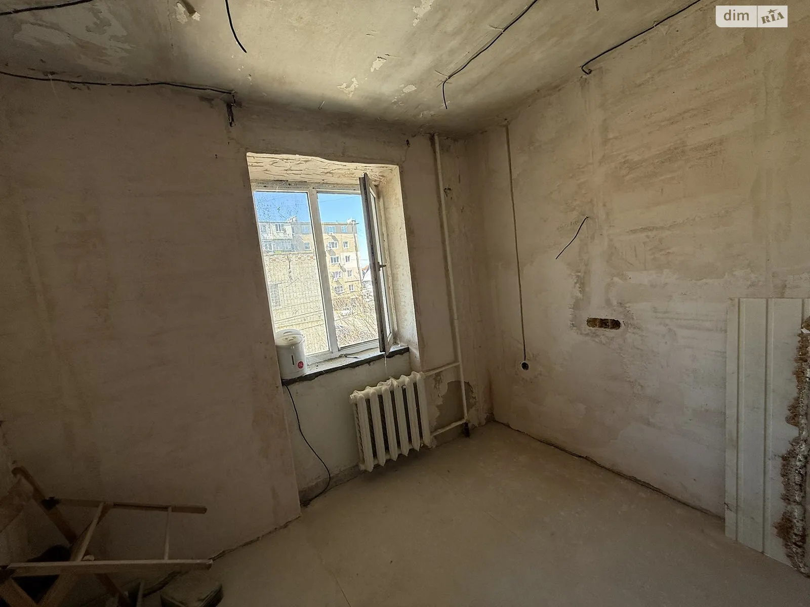 Продается 2-комнатная квартира 22.7 кв. м в Черноморске, цена: 20000 $ - фото 1