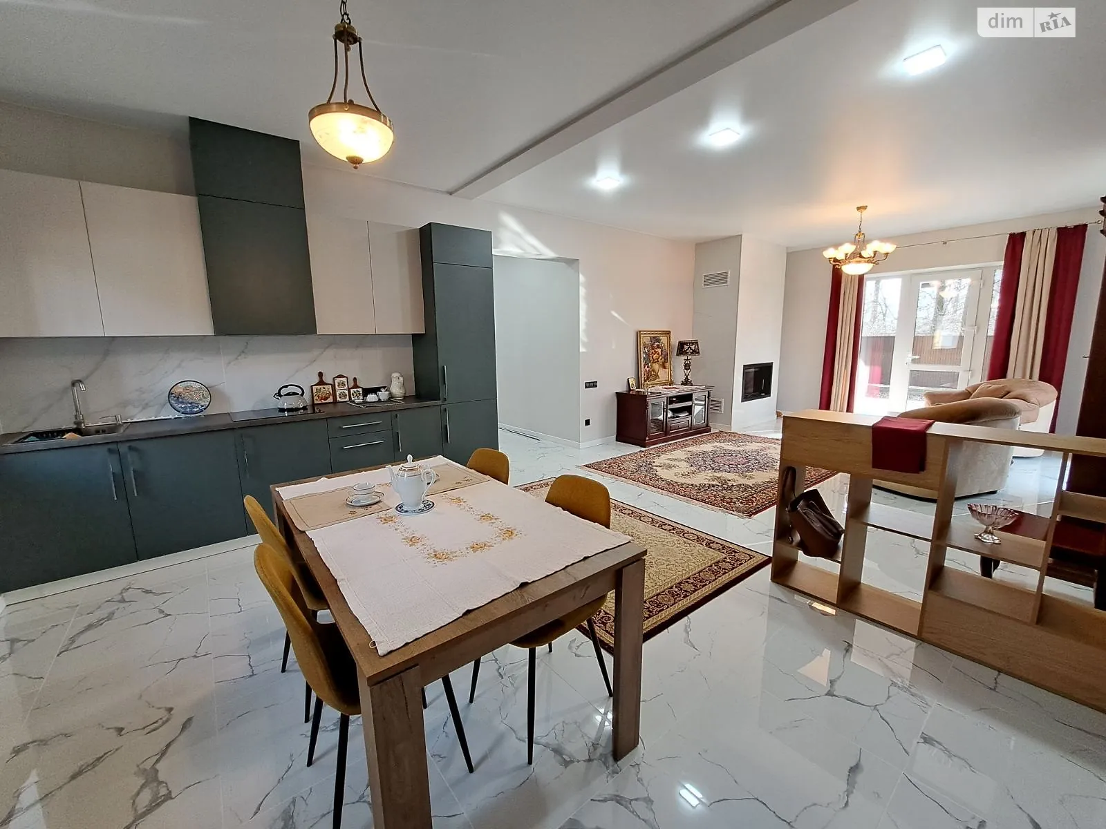 Продается одноэтажный дом 151.1 кв. м с бассейном, цена: 200000 $ - фото 1