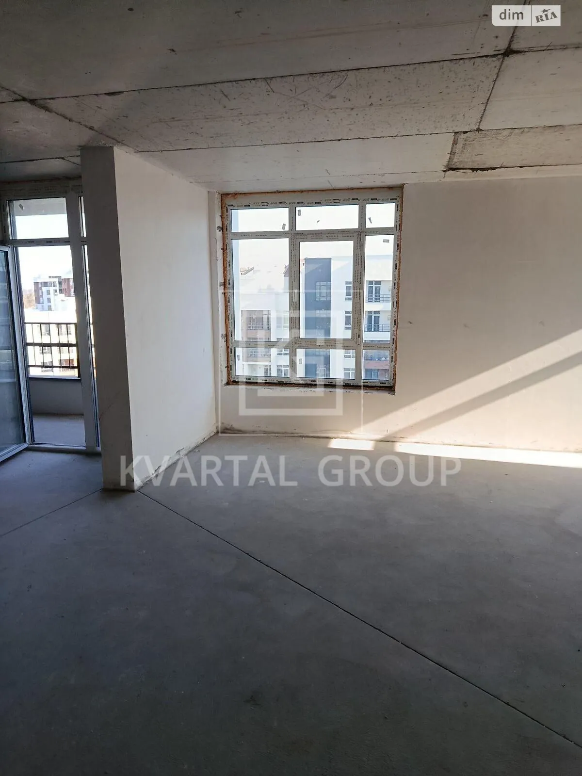 Продается 4-комнатная квартира 113.2 кв. м в Ирпене, ул. Кобылянской Ольги, 1В/23 - фото 1