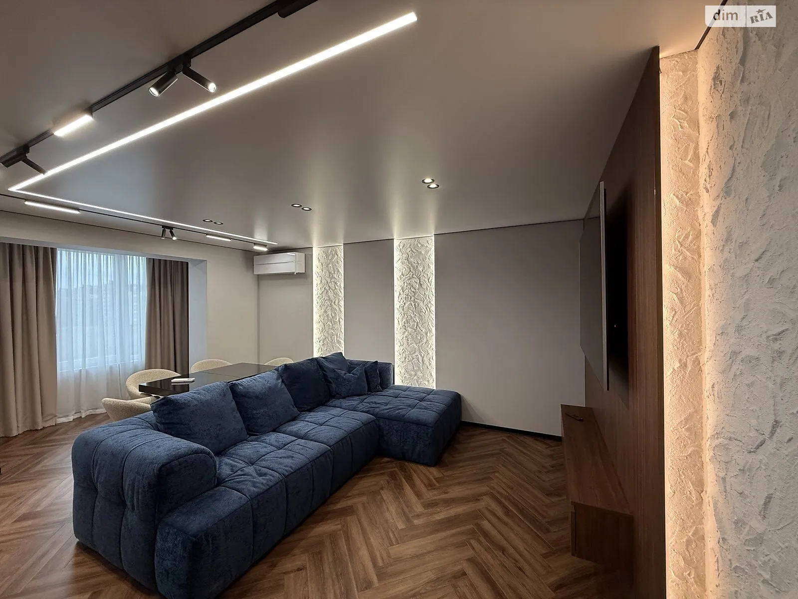 Продается 3-комнатная квартира 100 кв. м в Хмельницком, ул. Сечевых Стрельцов - фото 1