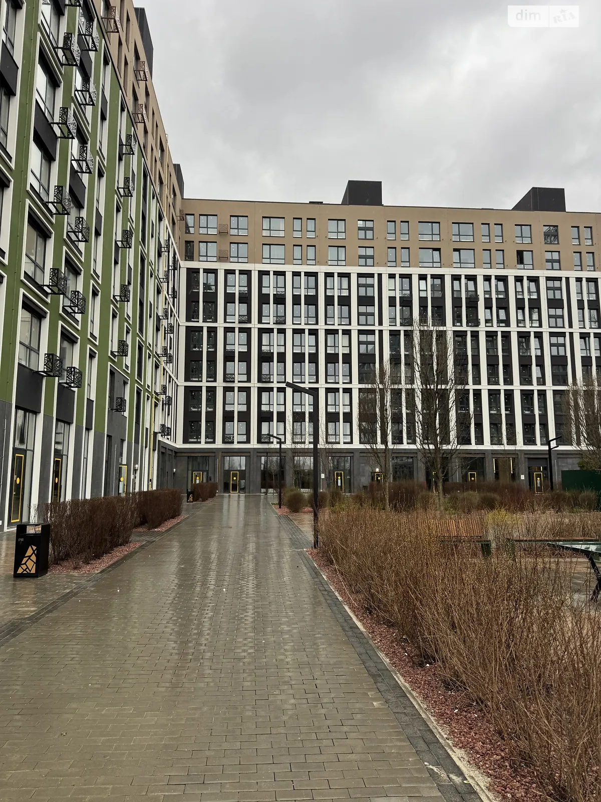 Продается 1-комнатная квартира 36 кв. м в Буче, ул. Петра Дорошенка - фото 1