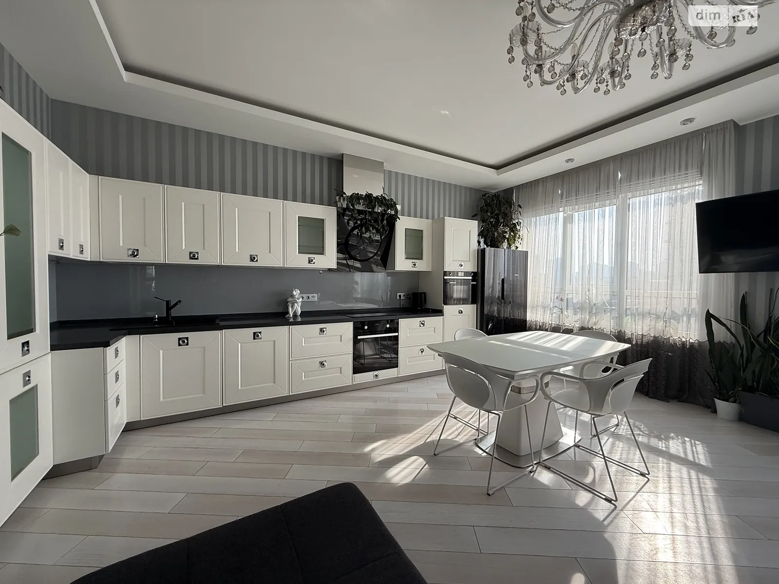 вул. Маккейна Джона, 7 Саперне Поле Київ ЖК Central Park - фото 4