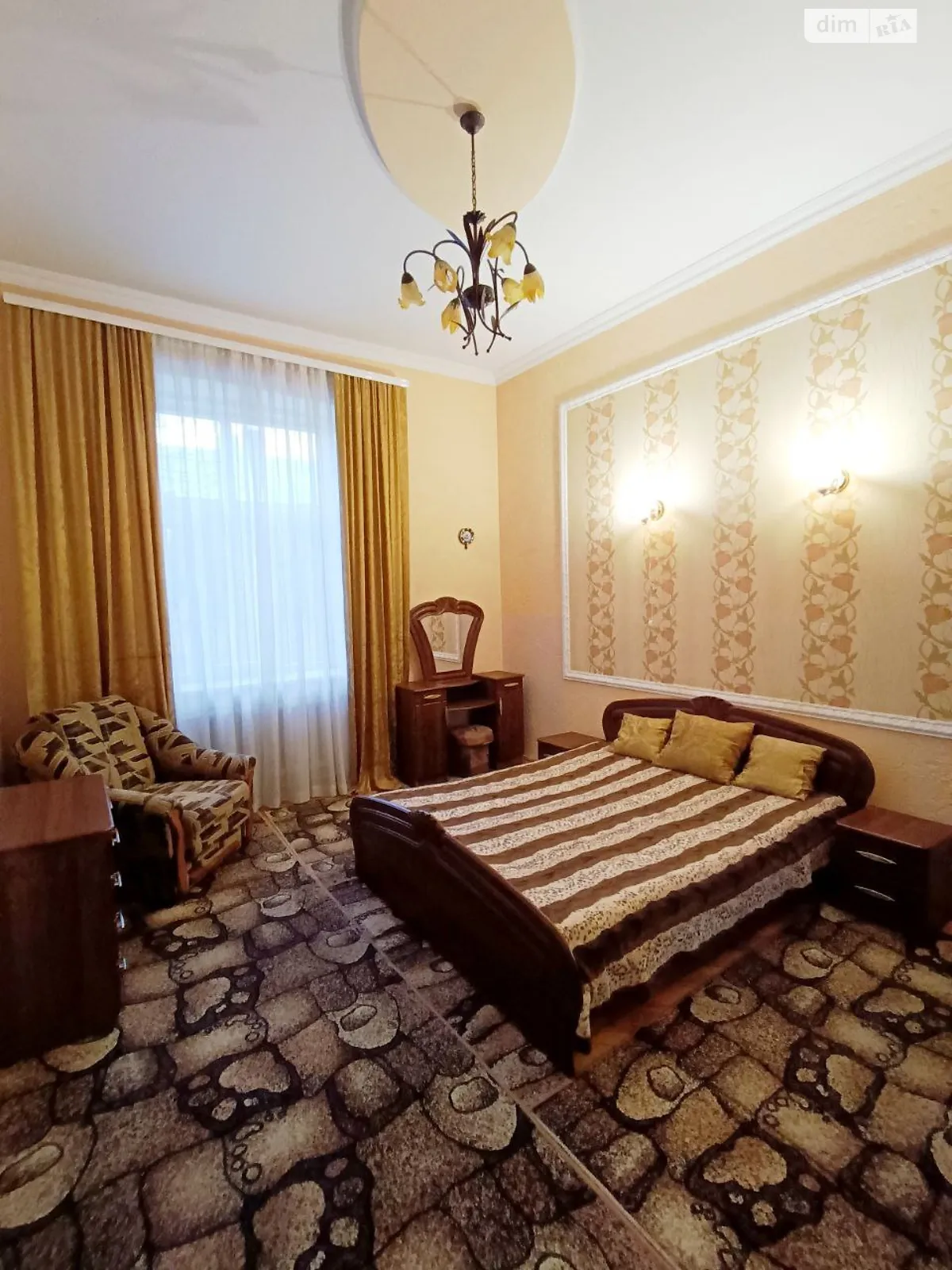 Сдается в аренду 2-комнатная квартира 56 кв. м в Черновцах, ул. Ольжича Олега, 19 - фото 1