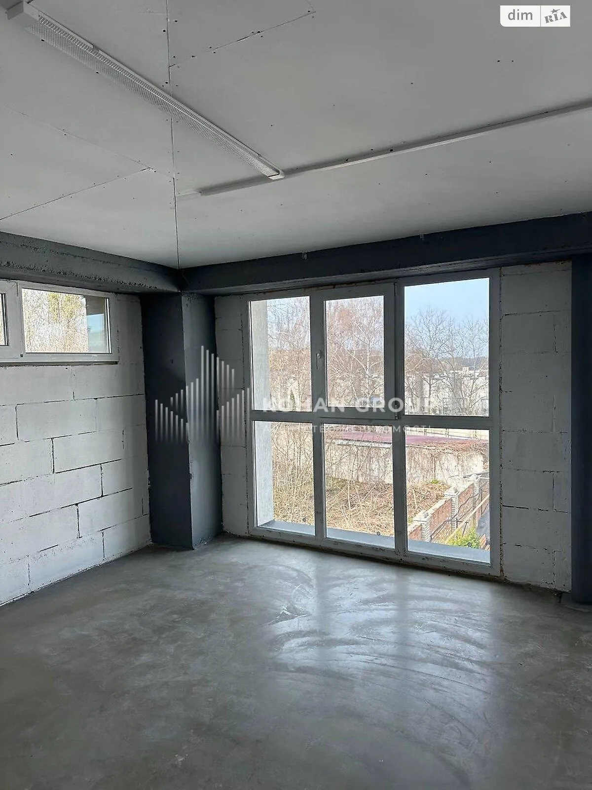 Сдается в аренду офис 84 кв. м в бизнес-центре, цена: 18700 грн - фото 1