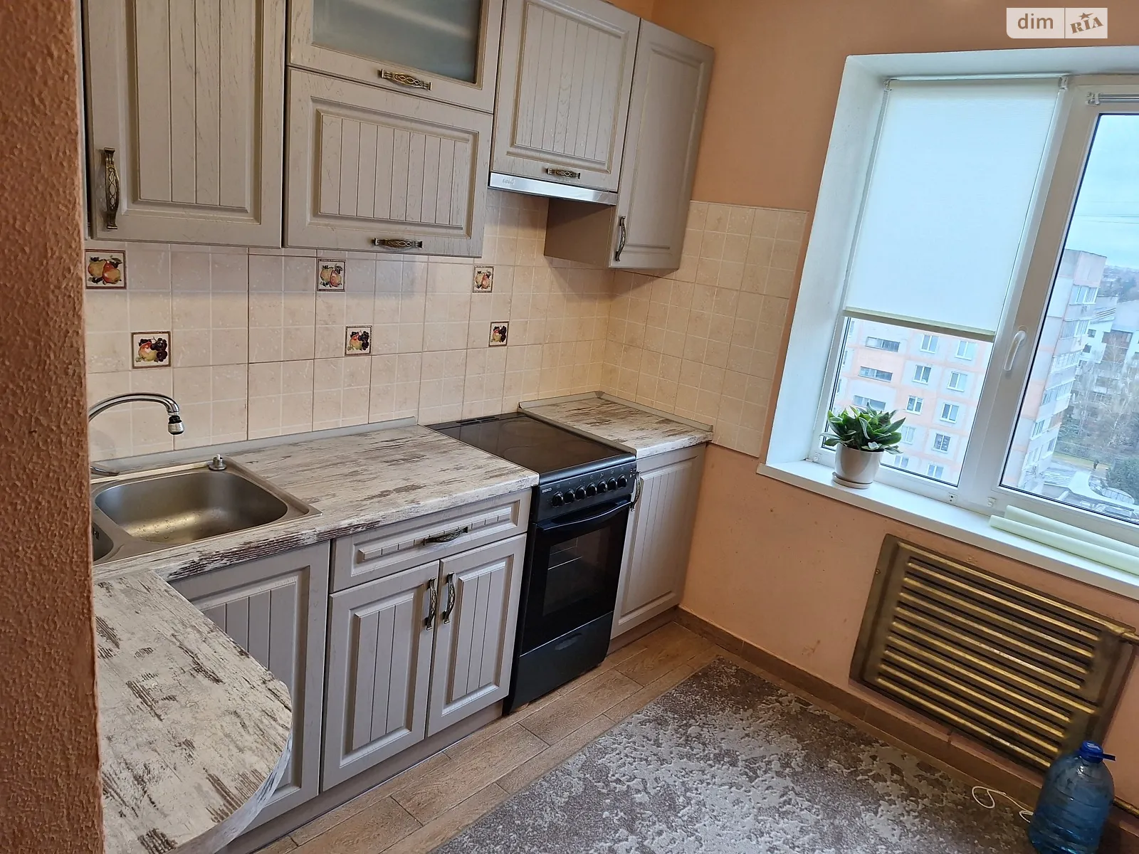 Продается 2-комнатная квартира 54 кв. м в Виннице, ул. Матроса Кошки - фото 1