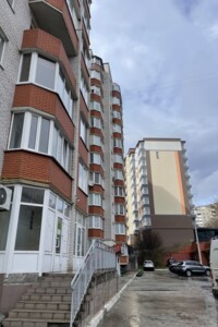 Довгострокова оренда комерційного приміщення, Хмельницький, р‑н. Озерна, Залізняка Максима вулиця, буд. 1А