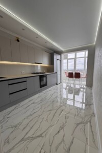 Долгосрочная аренда квартиры, Ивано-Франковск, р‑н. Центр, Высочана Семена улица, дом 18