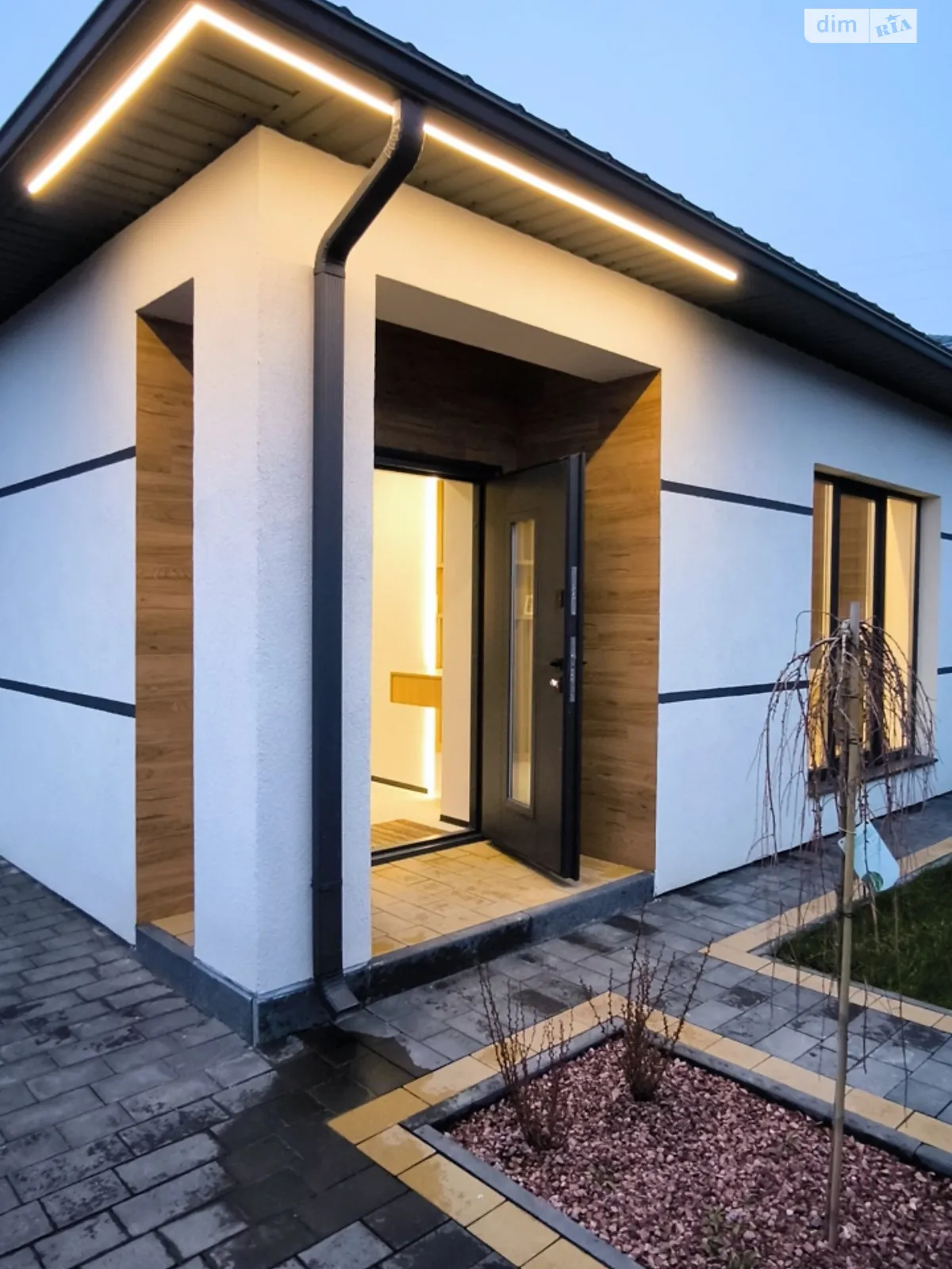 Продается одноэтажный дом 80 кв. м с садом, цена: 152650 $ - фото 1